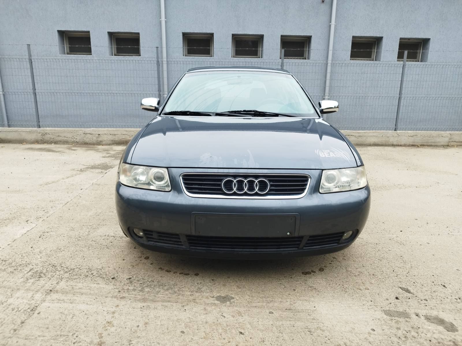 Audi A3 1.6i 102к.с