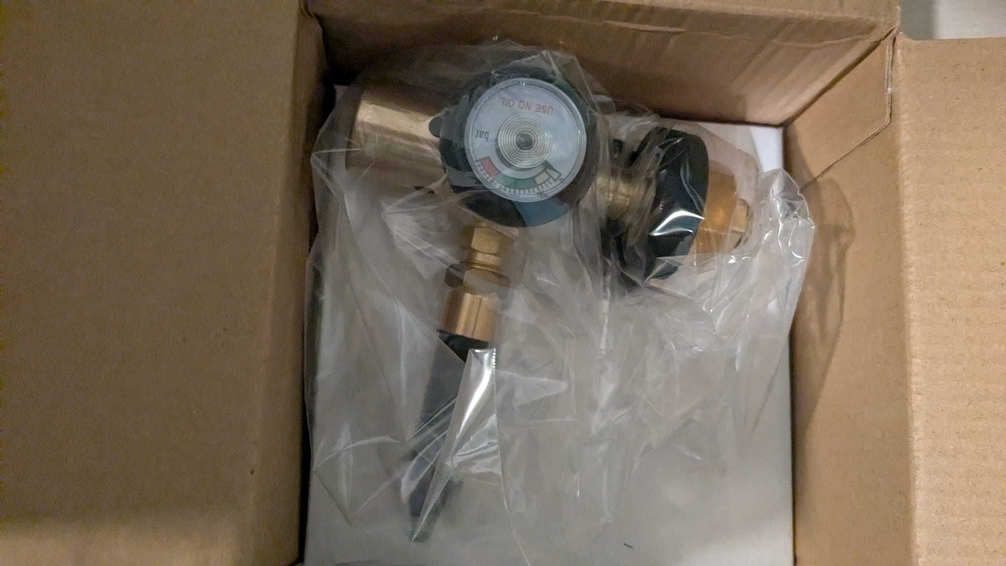 Vindem heliu! Heliu pentru baloane sau  pentru alte utilizări