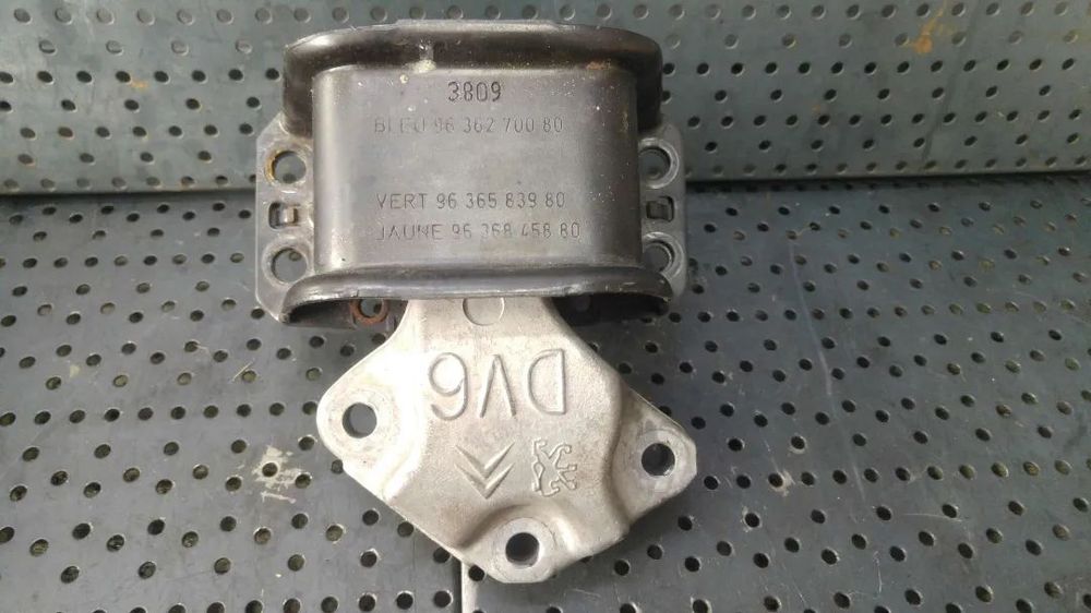 Suport tampon motor 1.6 hdi peugeot 3008 1 0u 9636845880 9636270080 9636583980