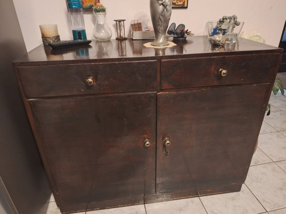 Шкаф/скрин от дърво