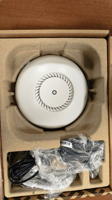 Точка за достъп MikroTik RBcAPGi-5acD2nD cAP ac