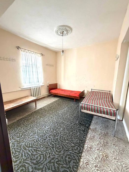 Срочно здаеться в Аренду участок 5-комнатная в районе Азочик