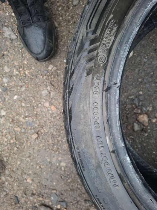 Vand 1 anvelopa 235 45 17 vredestine de iarna bun dot 2021