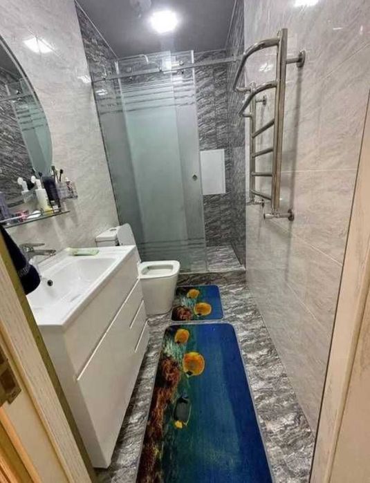 Срочно!Новостройка  на Дархан -Басри баба 3/2/8 общ пл 96м с мебелью