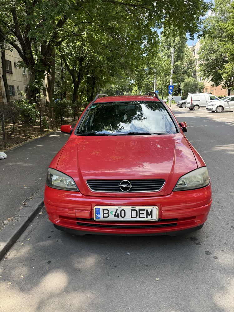 Vand Opel astra , an 2004 motor 1.6 benzina , ac , km 245000,