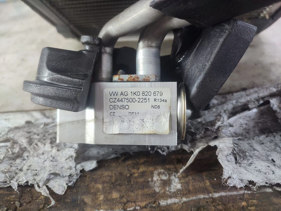 Radiator clima bord 1k0820679 Volkswagen VW Passat B7 [2010 - 2015] 2