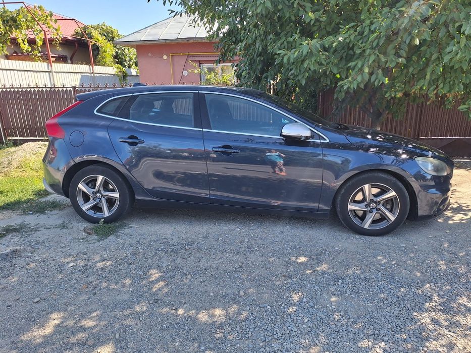 Volvo V40 Rdesing