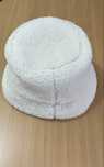 Pălărie tip bucket din material fleece, albă