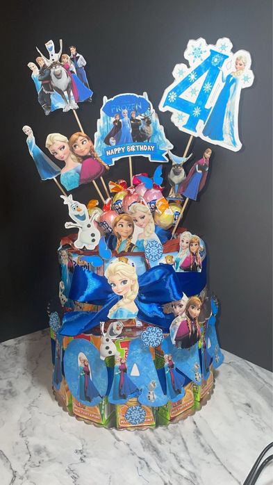 Tortulete din dulciuri ambalate