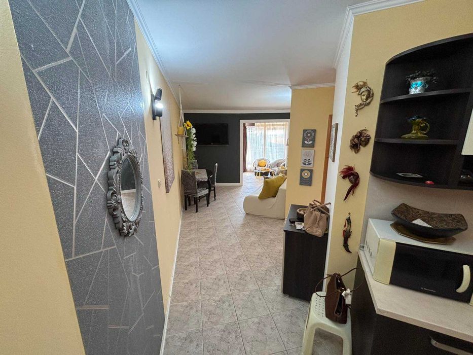 Продава се Тристаен апартамент в Свети Влас - 87 кв.м за 1115 €/кв.м - Снимка #2