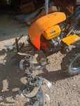 Vând motocultor cu toate uneltele