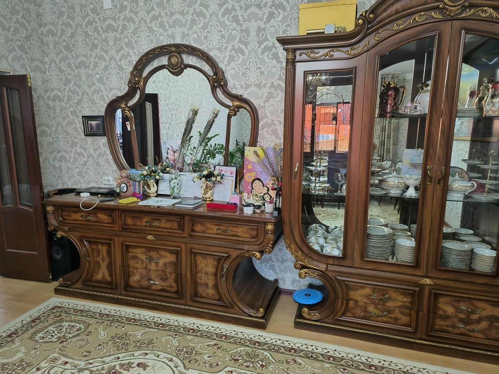 Комод стенка, сервант