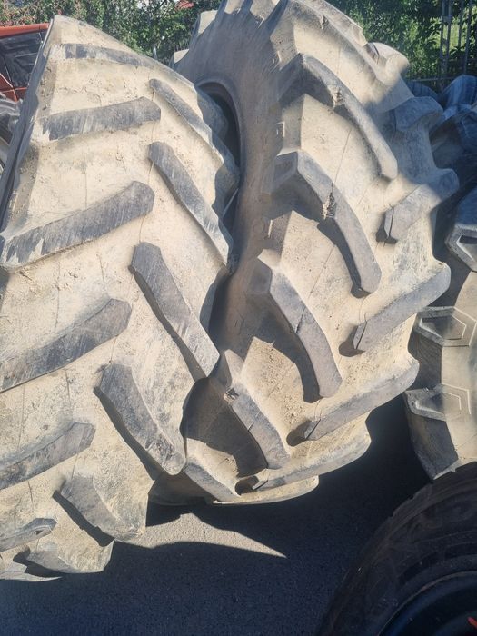 Vând Caucucur Radiale