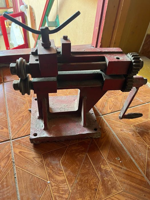 Mașină de Roluit tablă , bordurat