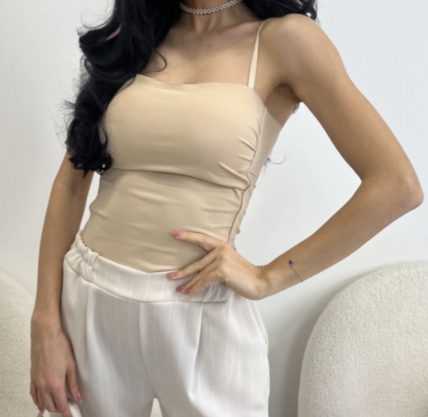 Безшевен топ LBD