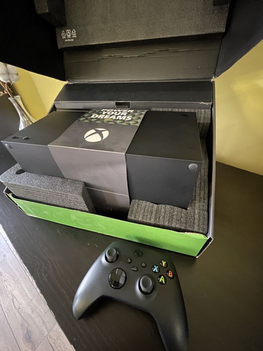 Xbox Series X  ( 1 Tb SSD )