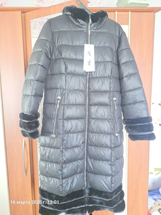 Продам женское пальто новое