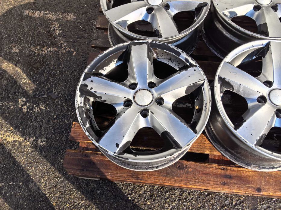 16 цола 5 х 114,3 мм Митсубиши / Мазда / КИЯ / Хюндай - 7 Инча / ЕТ 40