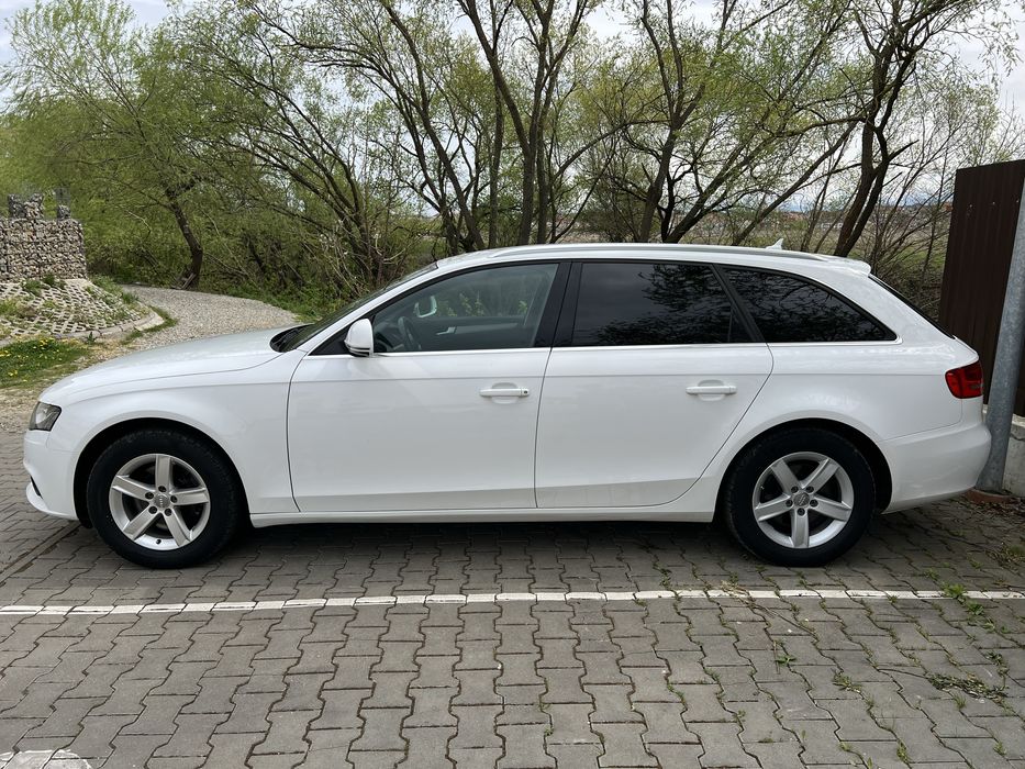 Vând Audi A4 B8 2009, 2.0 Diesel (143 CP), cutie automată