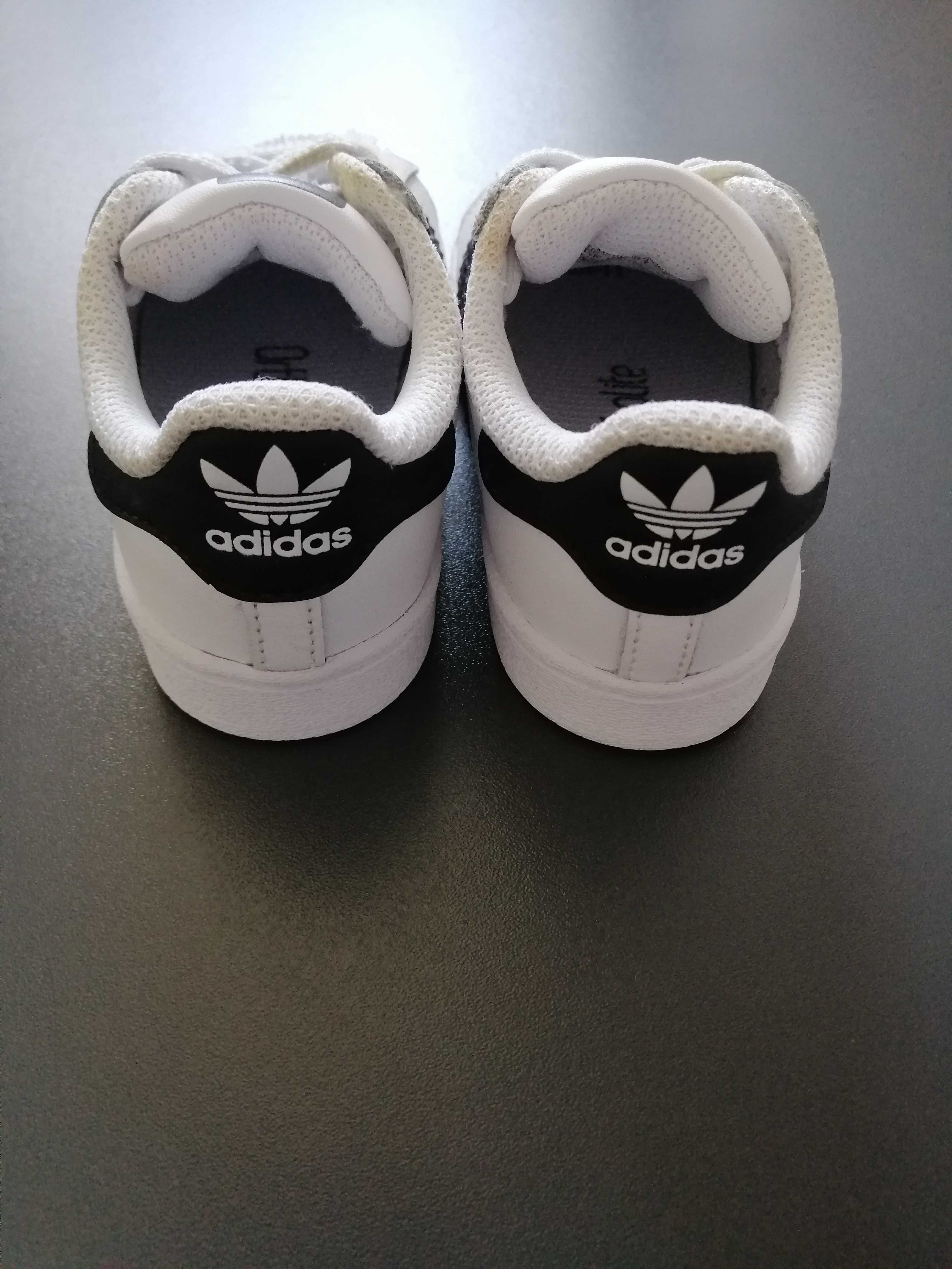 Pantofi sport adidas pentru copil