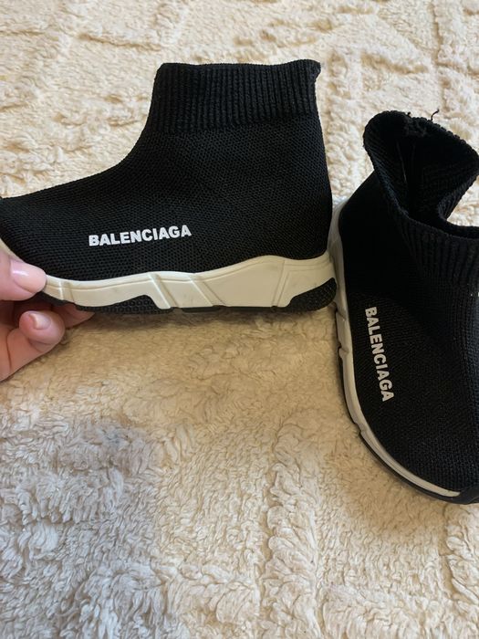 Balenciaga marimea 22