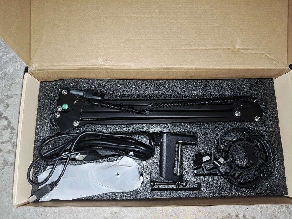 Microfon USB Sudotack ST-800 — set complet pentru podcast / streaming