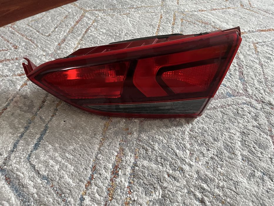 Продам заднюю фару на хундай акцент 2021 года в хорошем состоянии