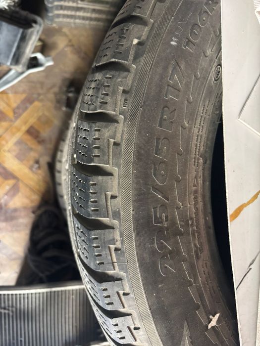 Шины зимние 17размера