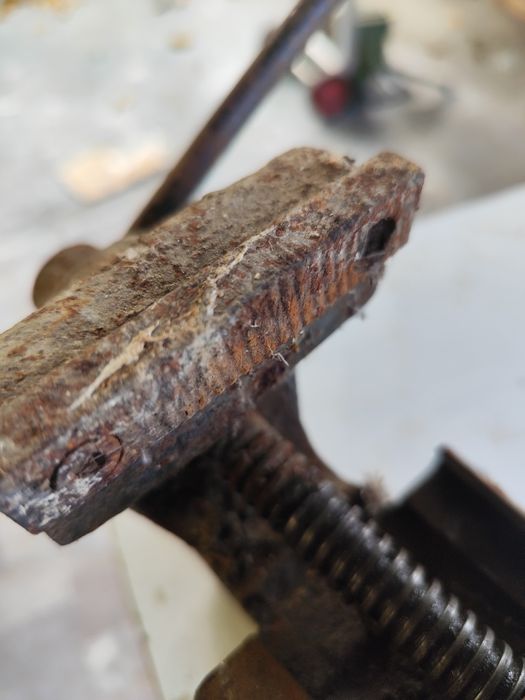 Menghină banc 80 mm