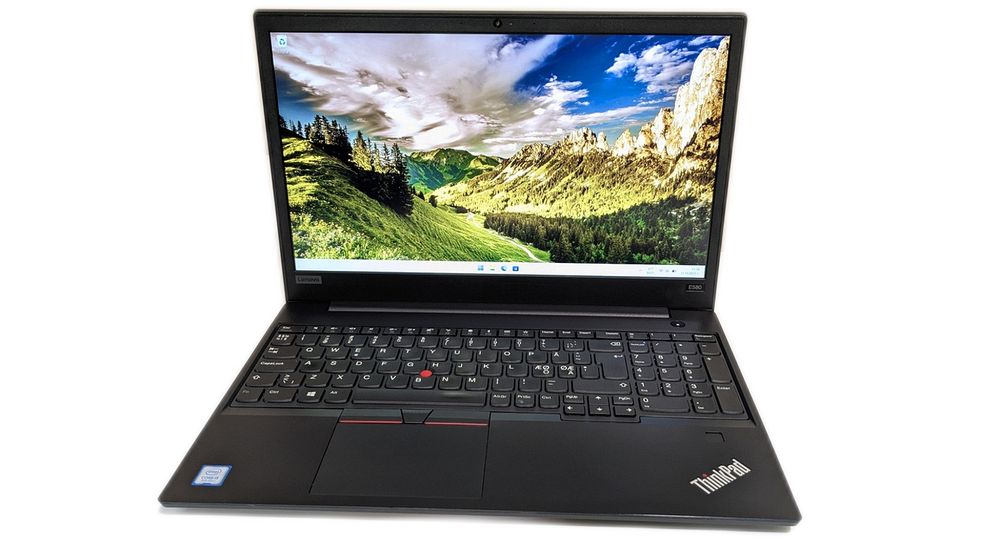 Lenovo ThinkPad E580 15.6" 1920x1080 i5-8250U 8GB RAM 256GB SSD