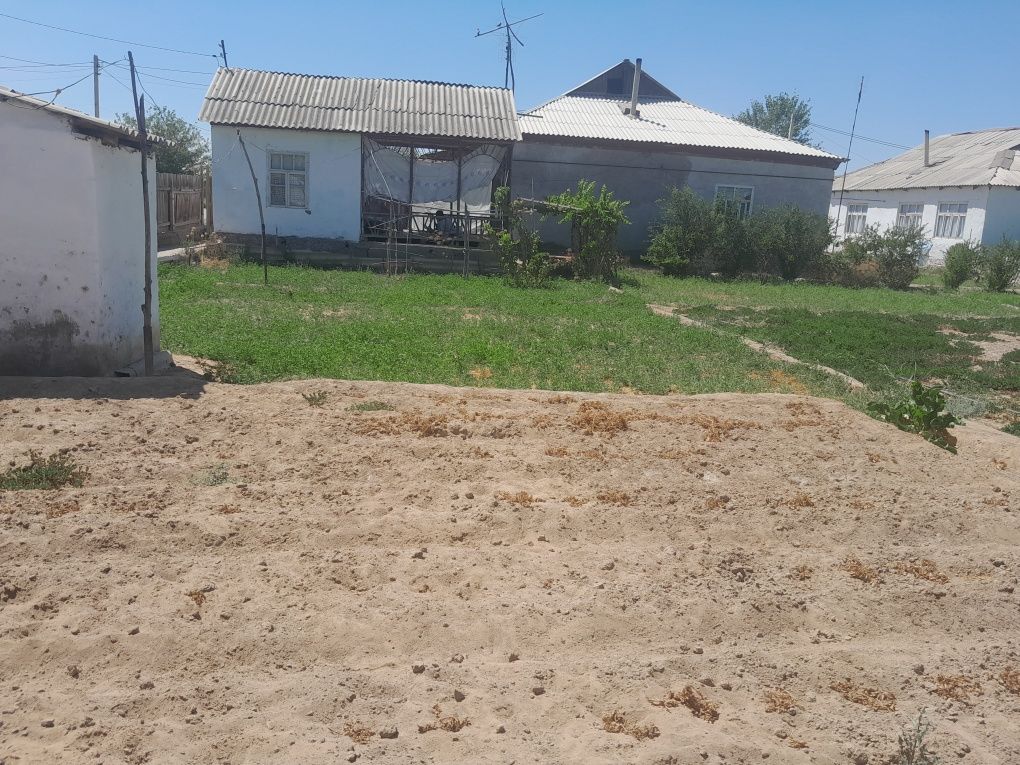Уй сатылады жер уй макталы центрде