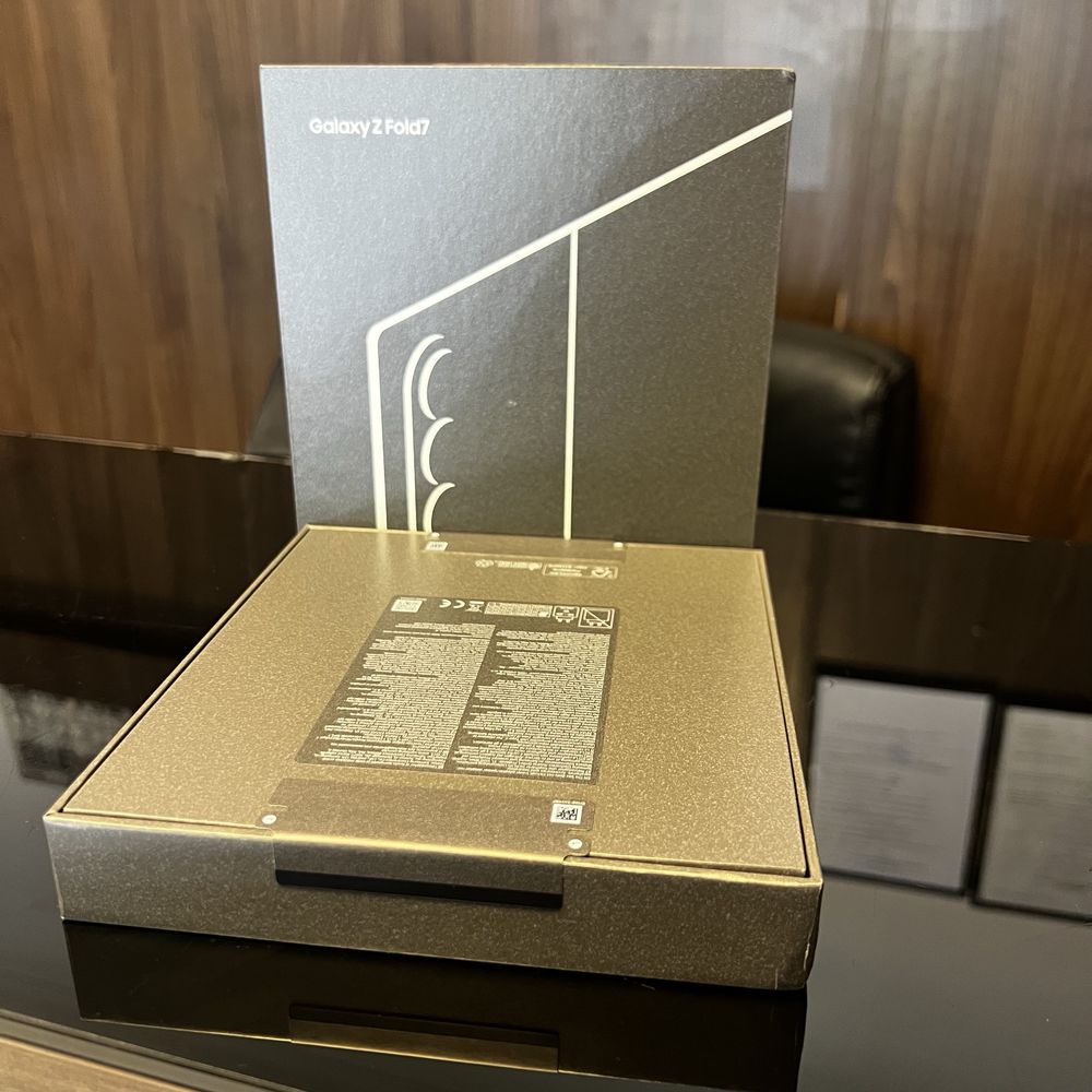 Нов! 2г Гаранция! Samsung Galaxy Z Fold 7 5G 512GB + 12GB RAM Silver