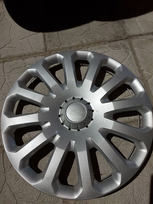 Capac roți R 15'', original Ford Fiesta 2016