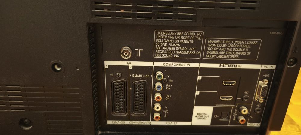 Продавам отличен LCD tv SONY KDL- 32V4500 с оригиналното дистанционно