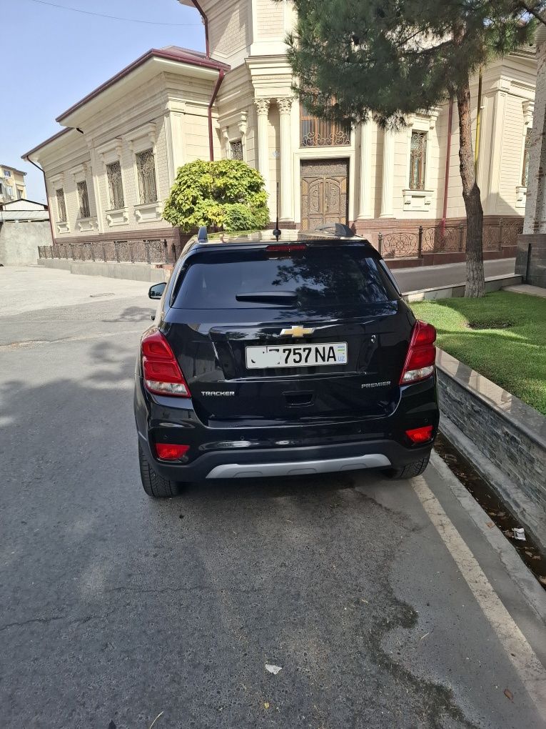Продаётся Tracker premier