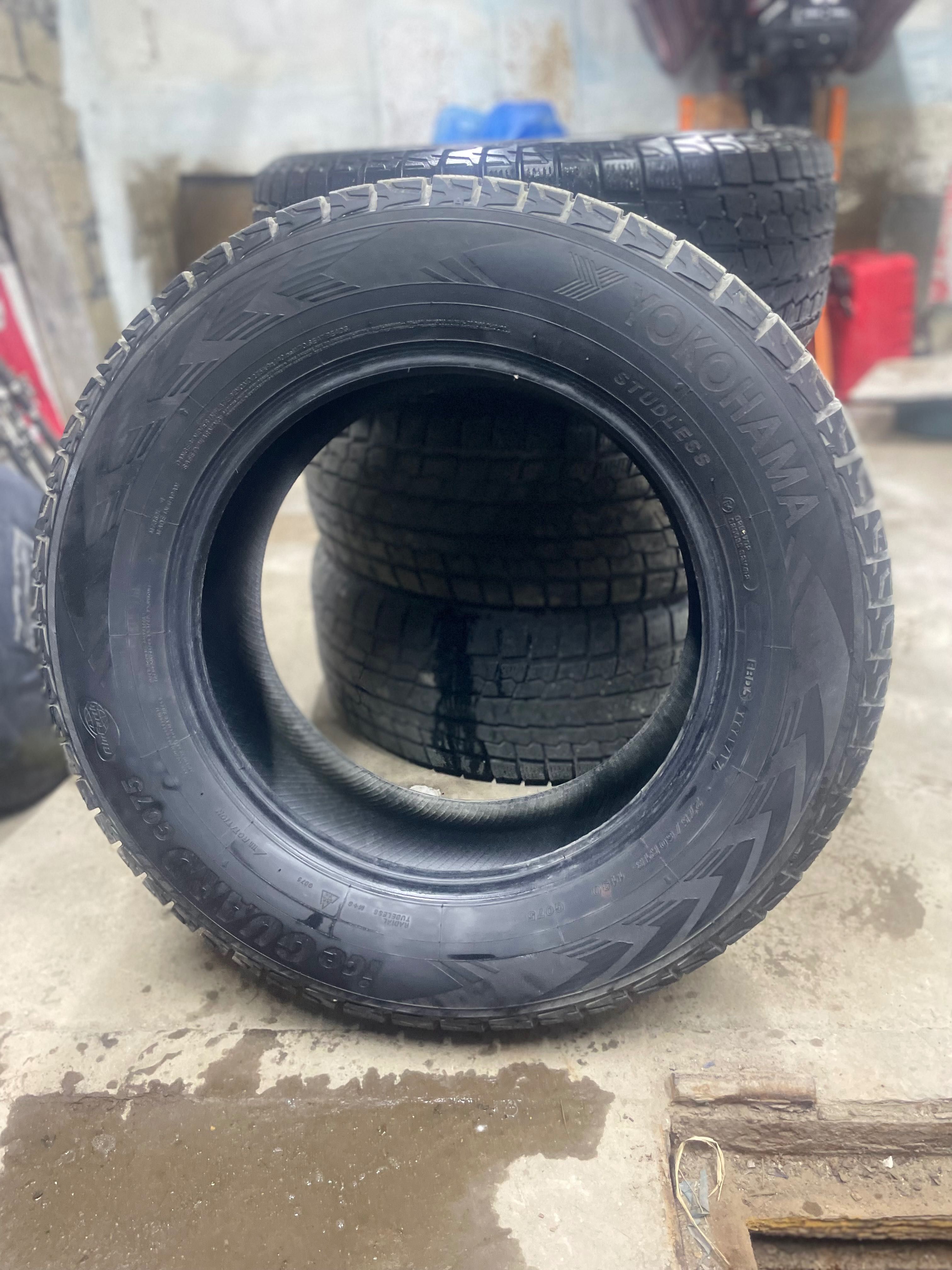 Продам зимние шины 275/60/18