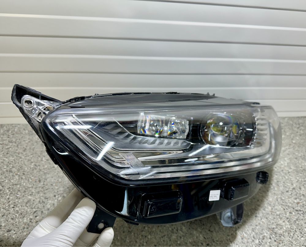 Far stanga Ford Mondeo MK5 Full Led