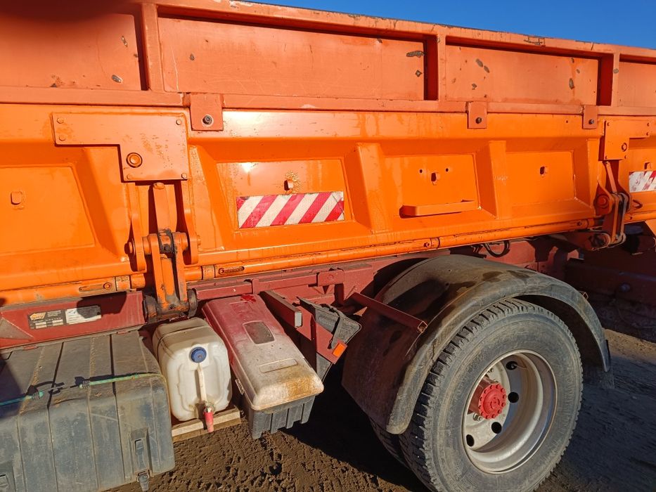 Vând Iveco basculabil 12T