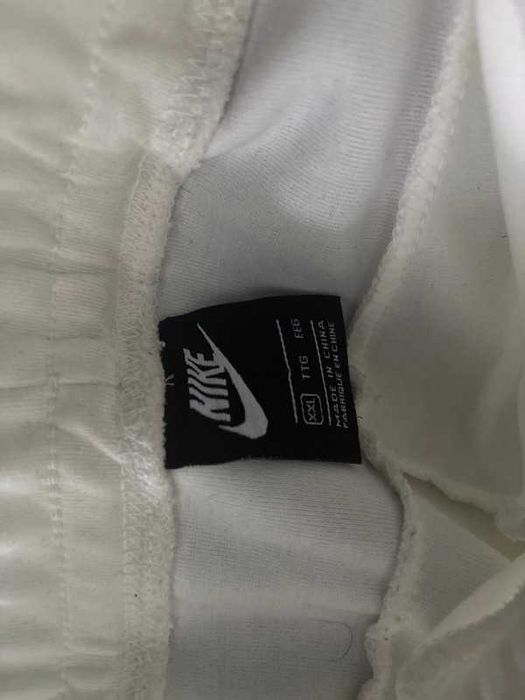 Pantaloni Nike Tech Old Design