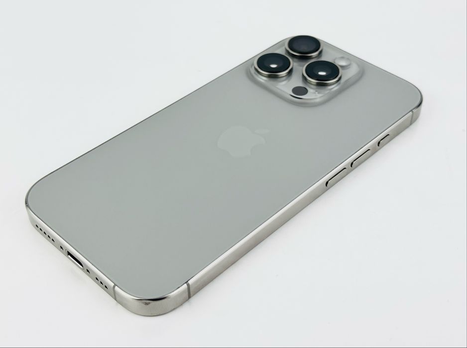 Apple iPhone 16 Pro 256GB Natural Titanium USA! Отличен! Гаранция!