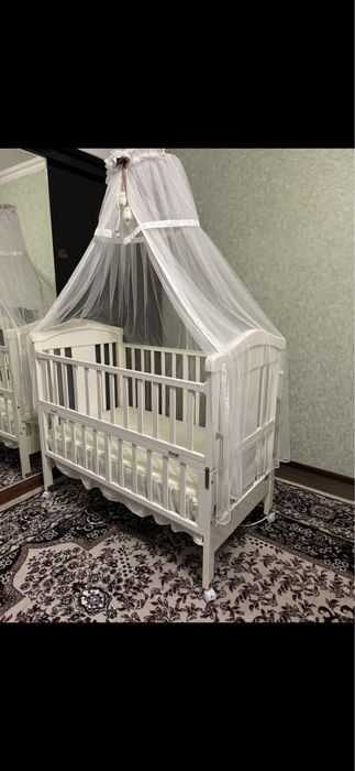 Bolalar krovati. Dubay mahsuloti. Narxidan kelishtirib beriladi.