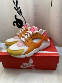 Adidasi Nike Huarache