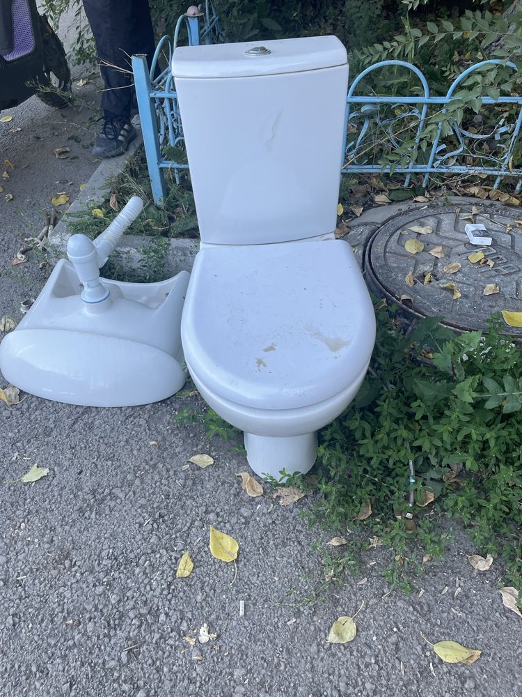 Унитазы бу в хорошем состояни
