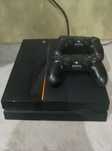 Vând   PlayStation 4