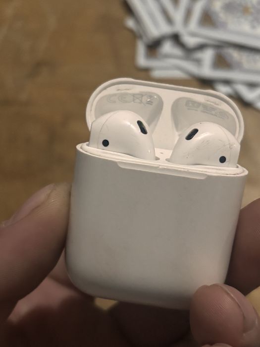 Airpods 2 продам оригнал