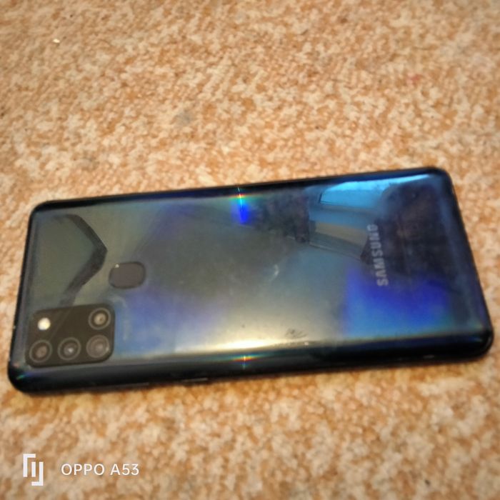 Продам Samsung Galaxy A21 за 10000.
