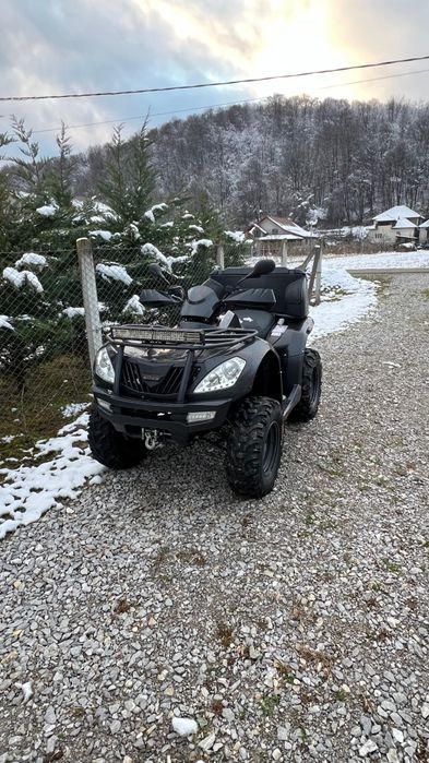 Vând Atv cf moto