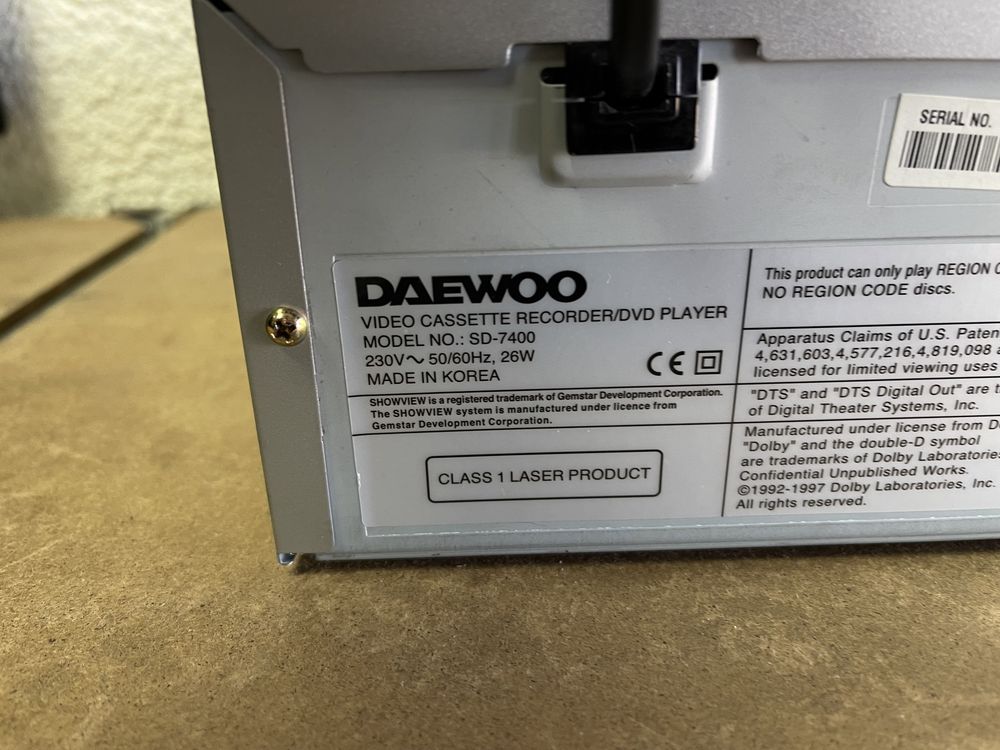 DAEWOO SD-7400 Video cassette recorder / DVD player