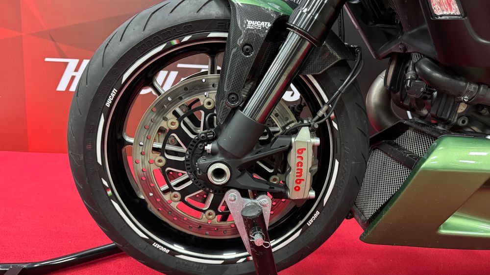 Ducati Diavel1200 Carbon 2015