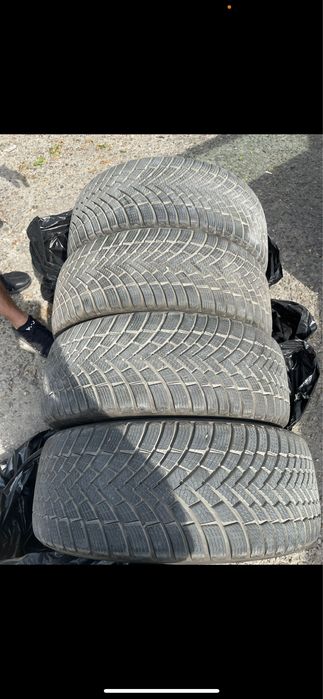 Caciucuri de iarna Barum  225/45/R18 DOT 2024